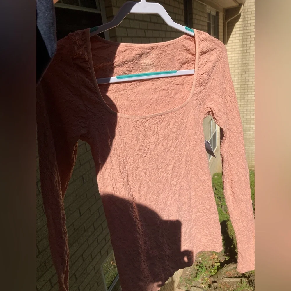 Free People Smoke Rose Have It All Pink Floral Crinkle Long Sleeve Textured Top